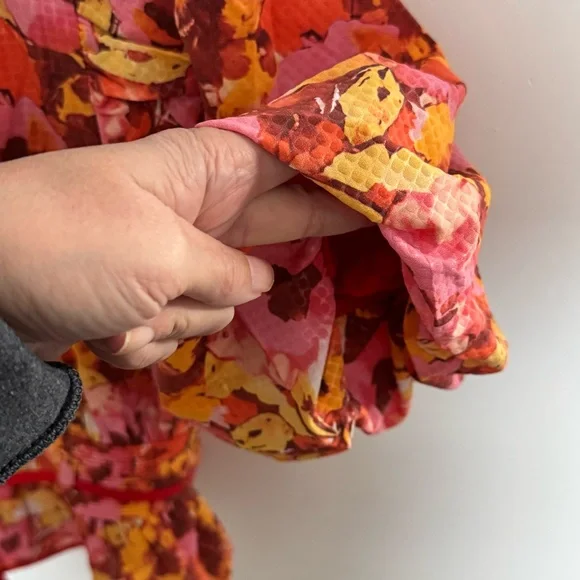 AVARA Nicolette Floral Balloon Sleeve Top vibrant, multicolor peplum - Picture 6 of 10